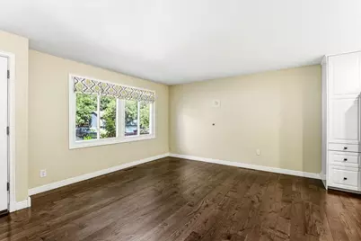 7064 Springhill Circle, Eden Prairie, MN 55346 - Photo 8