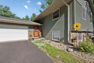 508 Ridge Rd, Henderson, MN 56044 - Photo 2
