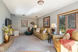 4 Lakeside Ct, Duluth, MN 55804 - Photo 16