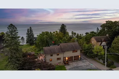 4 Lakeside Court, Duluth, MN 55804 - Photo 2