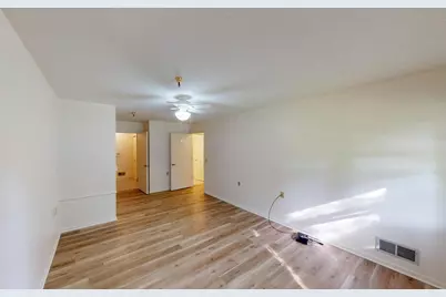909 Luther Place #102, Albert Lea, MN 56007 - Photo 10