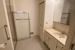 909 Luther Pl, Albert Lea, MN 56007 - Photo 6