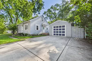 1218 34th Ave N, Saint Cloud, MN 56303 - Photo 1