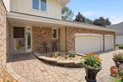 16015 46th Avenue N, Plymouth, MN 55446 - Photo 2