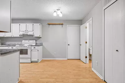 13316 Zenith Lane, Eden Prairie, MN 55346 - Photo 10