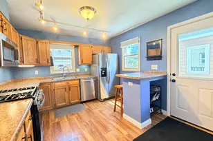 1018 4th Ave SE, Rochester, MN 55904 - Photo 6
