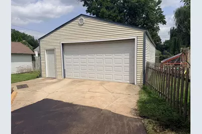 1018 4th Avenue SE, Rochester, MN 55904 - Photo 2