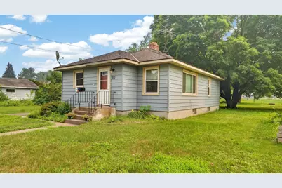 810 2nd Avenue SW, Pine City, MN 55063 - Photo 2