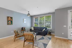 209 8th Street E, Saint Paul, MN 55101 - Photo 6