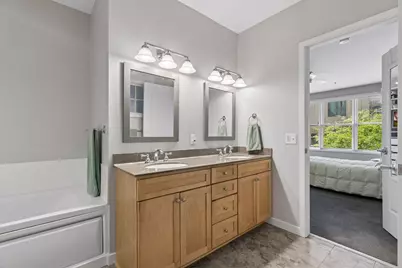 209 8th Street E #109, Saint Paul, MN 55101 - Photo 30