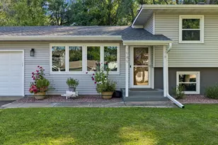 1949 Lakeaires Blvd, White Bear Lake, MN 55110 - Photo 4