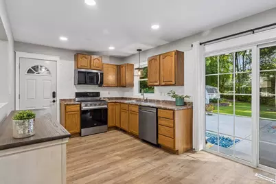 1949 Lakeaires Boulevard, White Bear Lake, MN 55110 - Photo 14