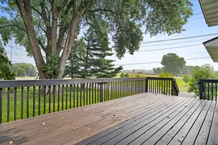 3000 Quarles Rd, Brooklyn Center, MN 55429 - Photo 30