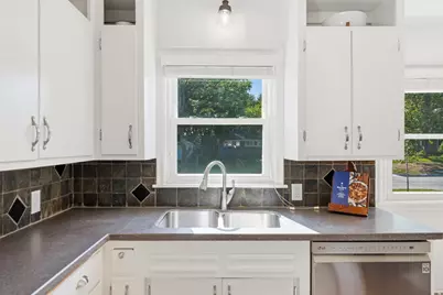 413 Adams Avenue, Edina, MN 55343 - Photo 8
