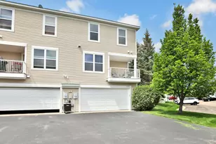 5175 Fairpoint Dr N, Hugo, MN 55038 - Photo 2
