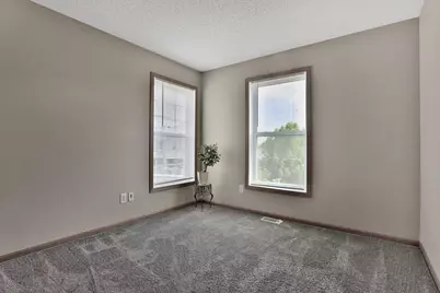 5175 Fairpoint Drive N, Hugo, MN 55038 - Photo 18