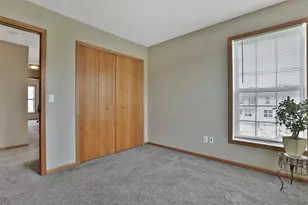 5175 Fairpoint Dr N, Hugo, MN 55038 - Photo 24