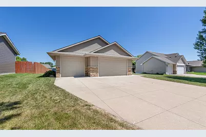 228 Creekside Drive, Eagle Lake, MN 56024 - Photo 4