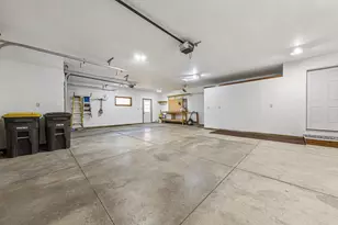 228 Creekside Dr, Eagle Lake, MN 56024 - Photo 40