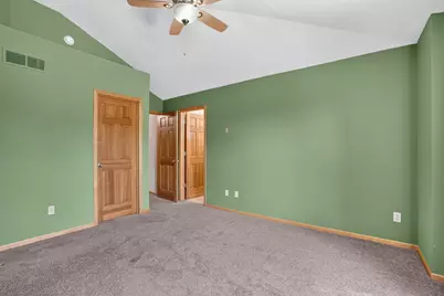 18897 Explorer Trail, Eden Prairie, MN 55347 - Photo 30