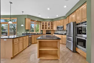 18897 Explorer Trail, Eden Prairie, MN 55347 - Photo 16