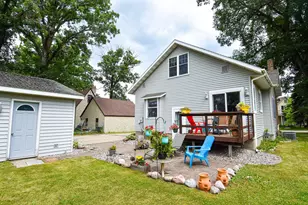 237 Markley Ave N, Thief River Falls, MN 56701 - Photo 44