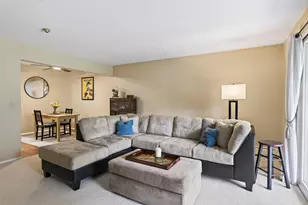 4360 Brookside Ct, Edina, MN 55436 - Photo 4