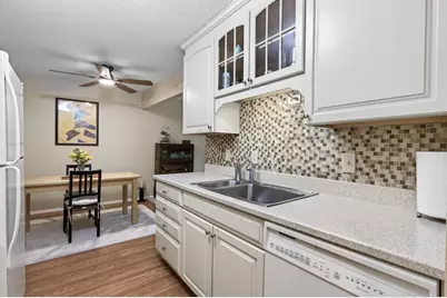 4360 Brookside Court #209, Edina, MN 55436 - Photo 10