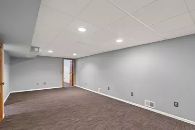 11005 45th Avenue N, Plymouth, MN 55442 - Photo 28
