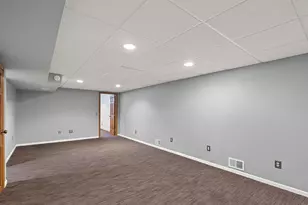 11005 45th Ave N, Plymouth, MN 55442 - Photo 28