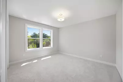 2399 Laurie Court W, Roseville, MN 55113 - Photo 34