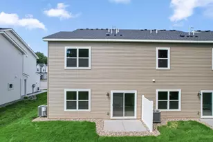 1528 Trellis Ln, West Saint Paul, MN 55118 - Photo 6