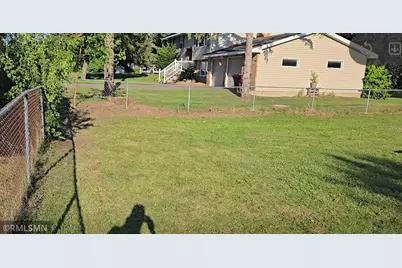 8001 Jeffery Avenue S, Cottage Grove, MN 55016 - Photo 24