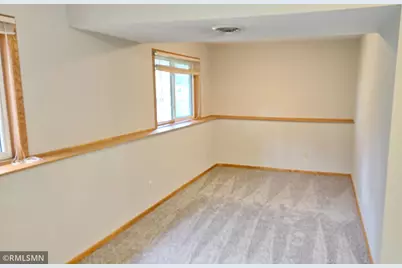 8001 Jeffery Avenue S, Cottage Grove, MN 55016 - Photo 18