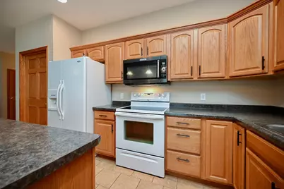 3525 W 7th Street #B, Winona, MN 55987 - Photo 8
