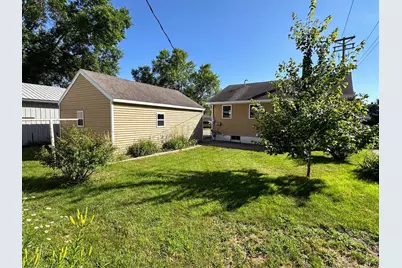223 3rd Street SE, Perham, MN 56573 - Photo 6