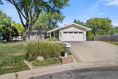 1993 Warbler Lane, Saint Paul, MN 55119 - Photo 2