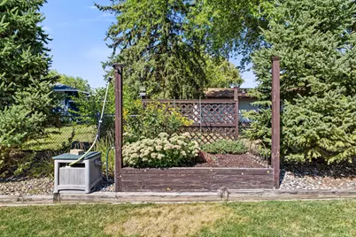 1993 Warbler Lane, Saint Paul, MN 55119 - Photo 50