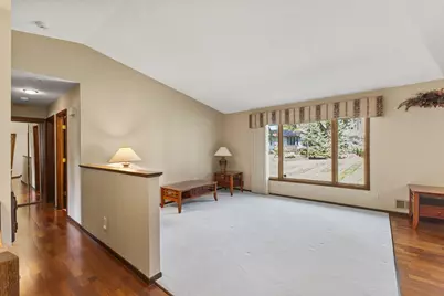 1993 Warbler Lane, Saint Paul, MN 55119 - Photo 8