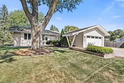 1993 Warbler Lane, Saint Paul, MN 55119 - Photo 4