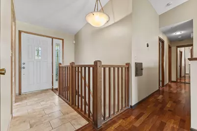 1993 Warbler Lane, Saint Paul, MN 55119 - Photo 20