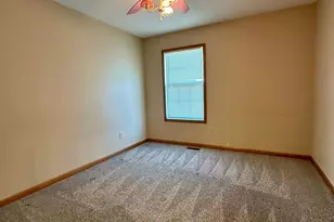 1760 Riverside Dr, Shakopee, MN 55379 - Photo 14