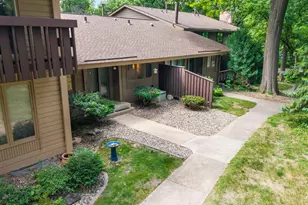 91 Birnamwood Dr, Burnsville, MN 55337 - Photo 2