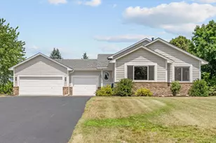 3285 129th Ln NW, Coon Rapids, MN 55448 - Photo 2