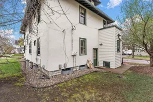 2017 Laurel Ave, Saint Paul, MN 55104 - Photo 48