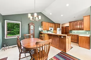 909 N Cascade St, Osceola, WI 54020 - Photo 8