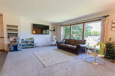 207 Maple Avenue SW, Elysian, MN 56028 - Photo 6