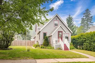 1217 E 10th St, Duluth, MN 55805 - Photo 1
