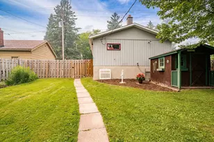 1217 E 10th St, Duluth, MN 55805 - Photo 10