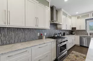 827 Vardon Ct, Faribault, MN 55021 - Photo 12